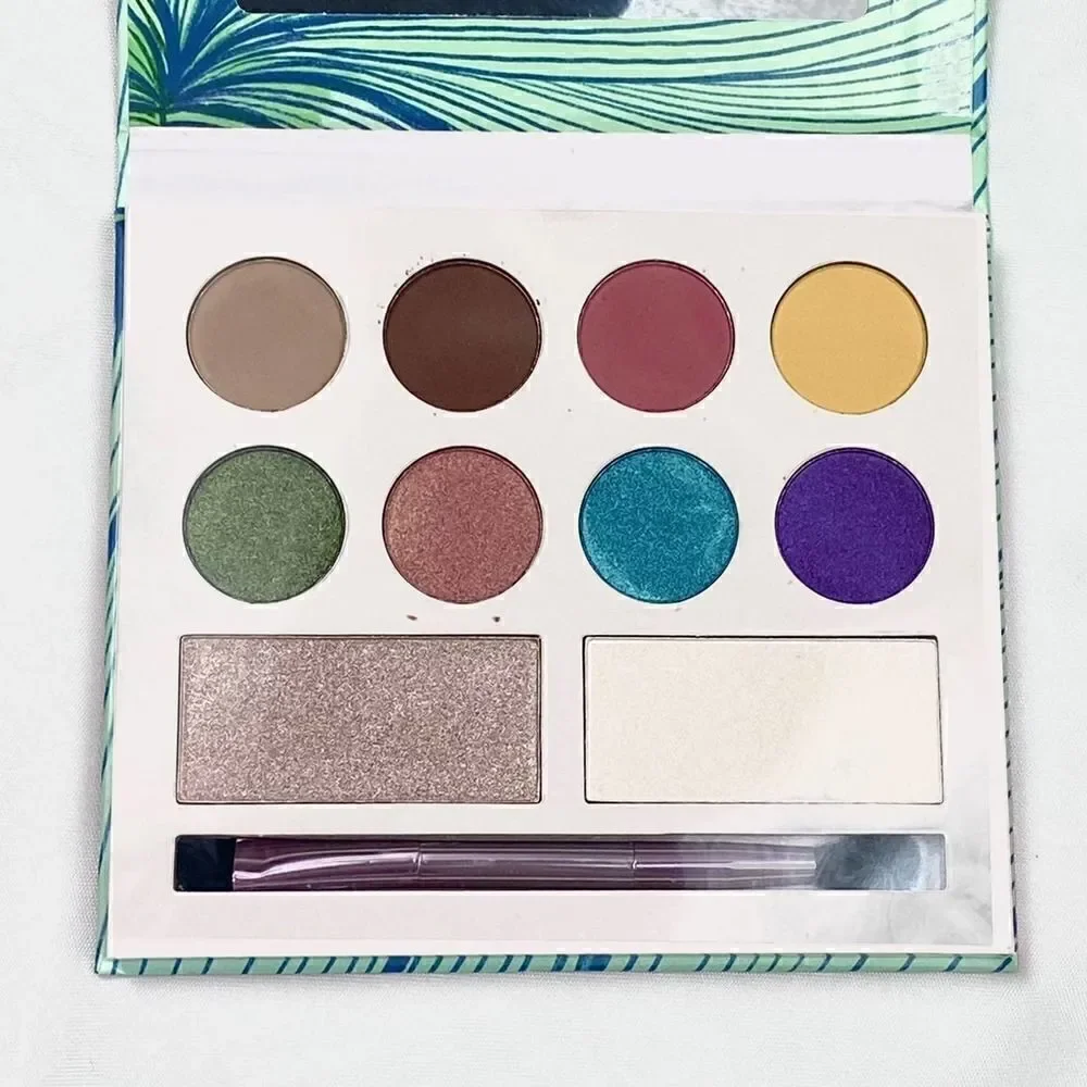Moods Eyeshadow and Highlighter Palette
